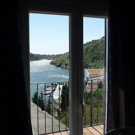 Port-lligat
