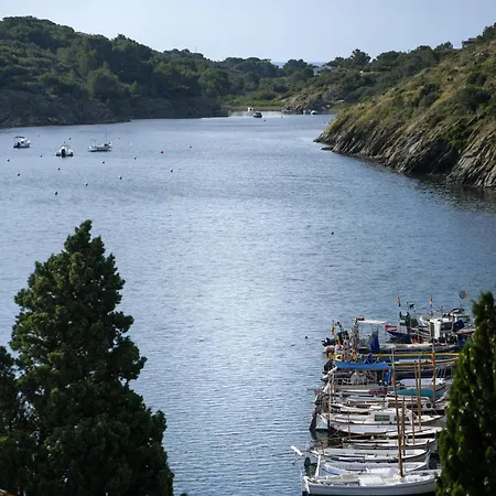 Hotel Port-lligat 3*