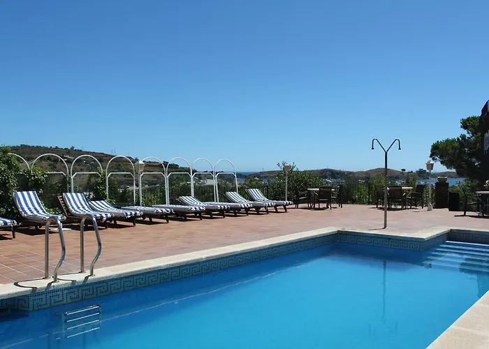 Port-lligat Hotel 3*